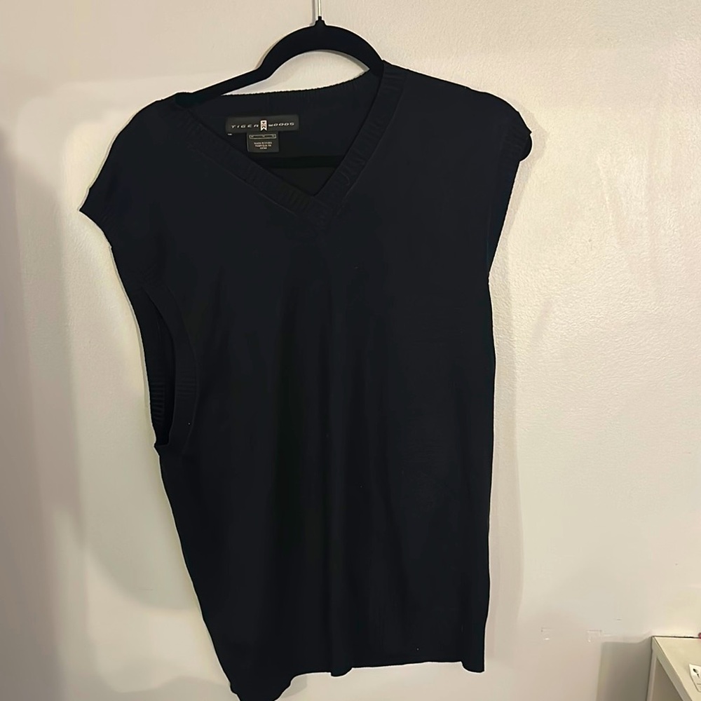 Tiger Woods Sleeveless V-Neck Top